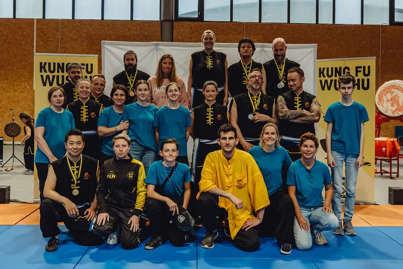 Le groupe en tournoi